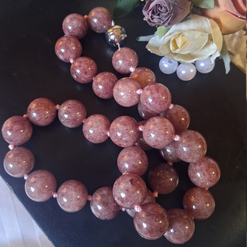 Premium Strawberry Quartz Beaded Necklace
